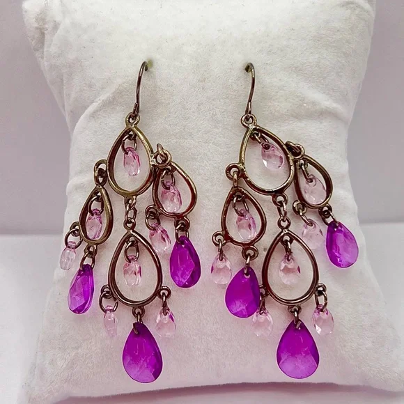 💜 Vintage Purple & Pink Chandelier Drop Earrings 💜 - Picture 3 of 4